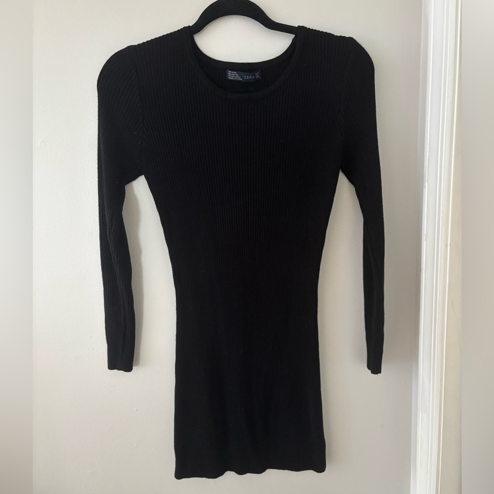 Black fitted long sleeve short sweater dress